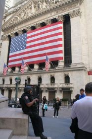 NY.Walstreet - ny stock exchange.jpg