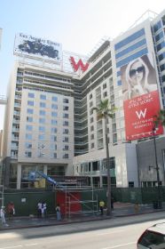 34 LA hotel Tom Cruise.jpg
