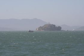 63 SF Alcatraz vanaf boot.jpg