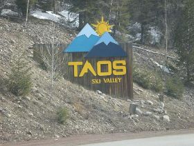 5.Taos.ski valley.jpg